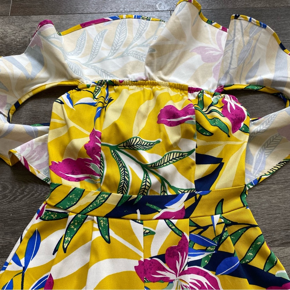 Flying‎ Tomato Yellow Floral Off the Shoulder Romper - Picture 3 of 12